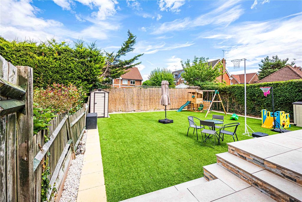 Additional image 21 of 4 bed semi-detached house for saleTheobald Street, Borehamwood, Hertfordshire WD6