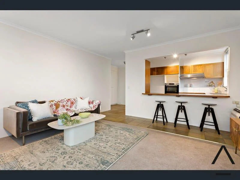 Additional image 4 of 2/43-44 Marine Parade, St Kilda VIC 3182