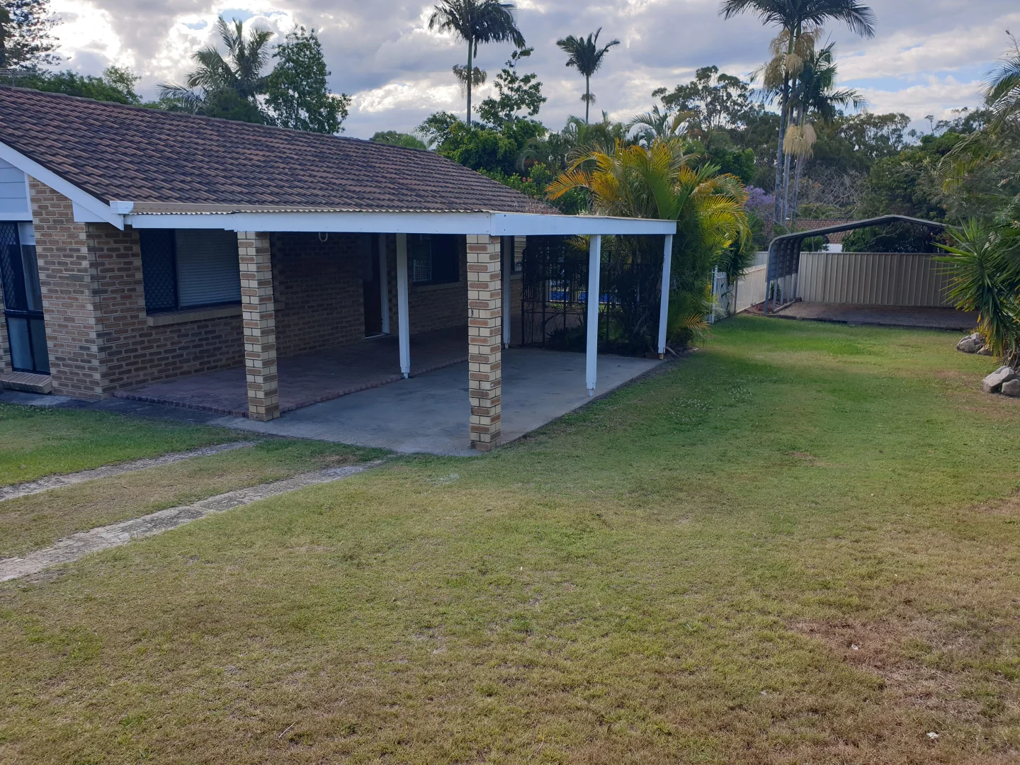 36 Waratah Ave, Victoria Point QLD 4165 photo 4