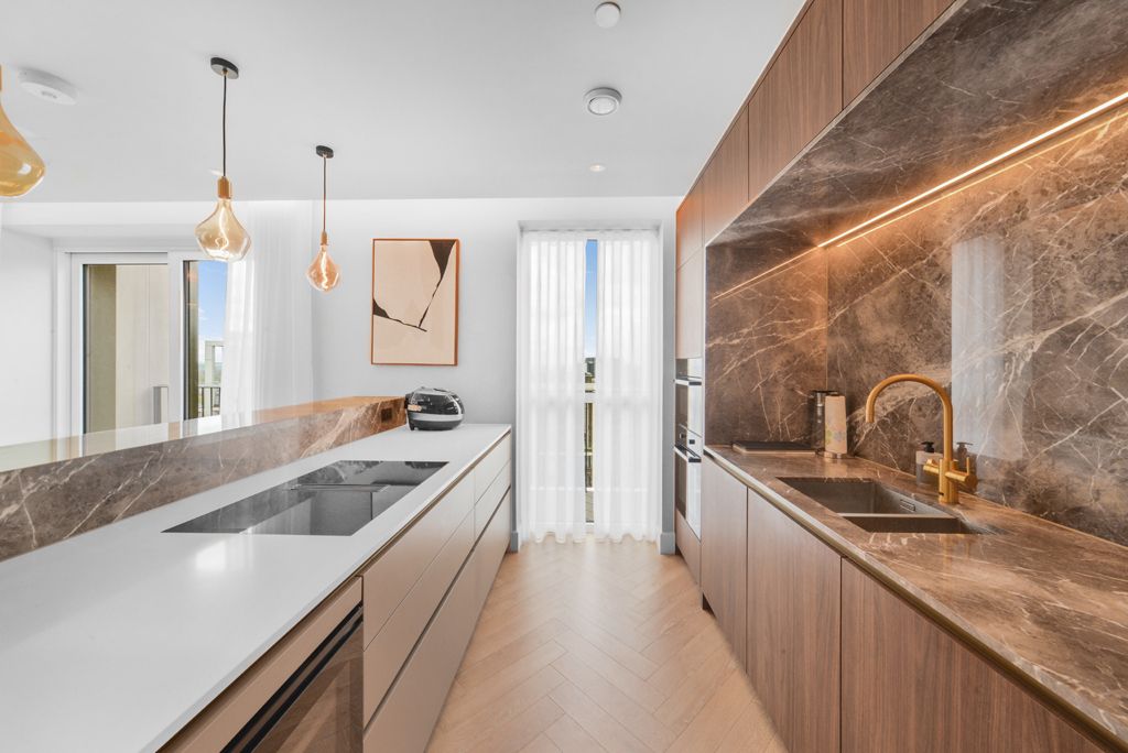 Additional image 3 of 3 bed flat for saleCascade Way, White City W12