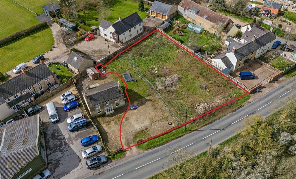 Land for saleSouth Of B4042, Brinkworth, Chippenham, Wiltshire SN15