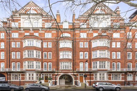 Bedford Court Mansions, Bedford Avenue, Bloomsbury, London WC1B