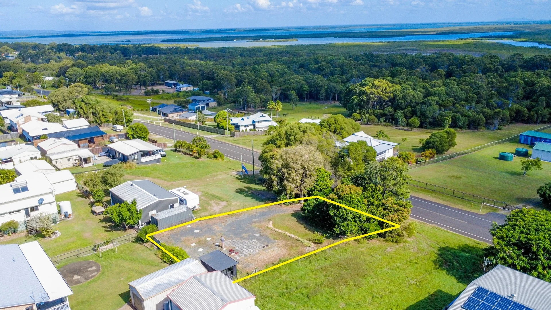 702 river heads Road, River Heads QLD 4655