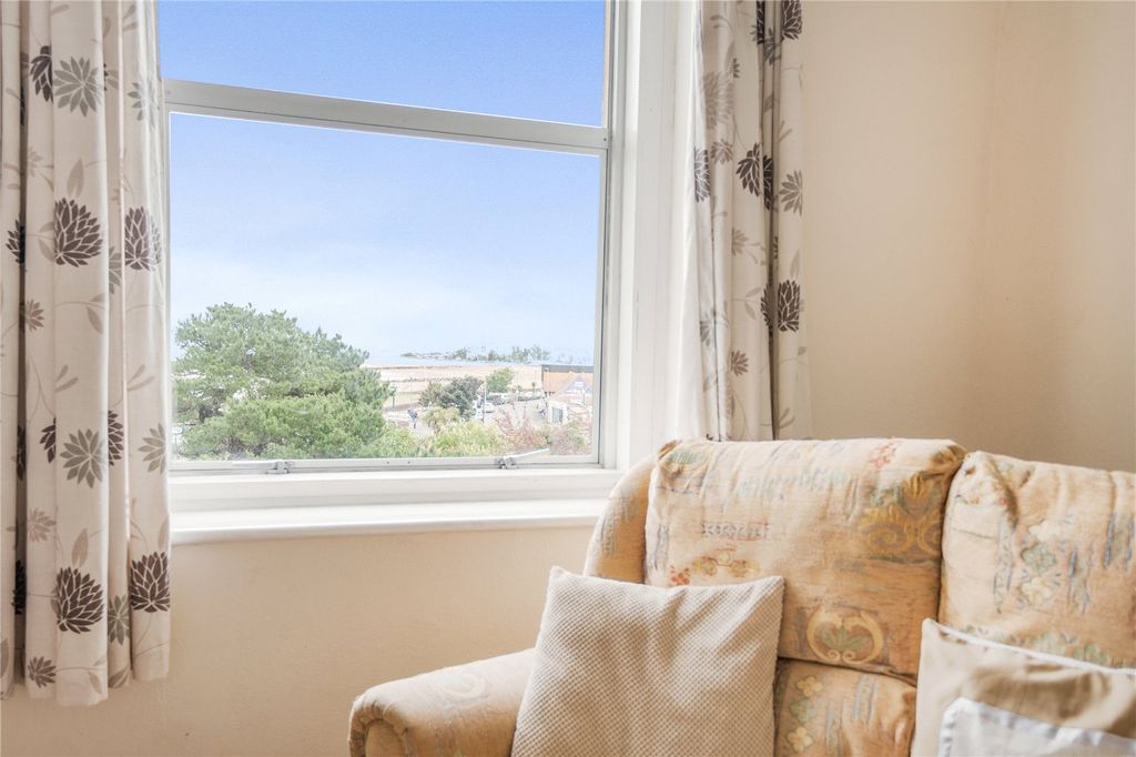Additional image 13 of 3 bed flat for sale2 The Esplanade, Minehead, Somerset TA24