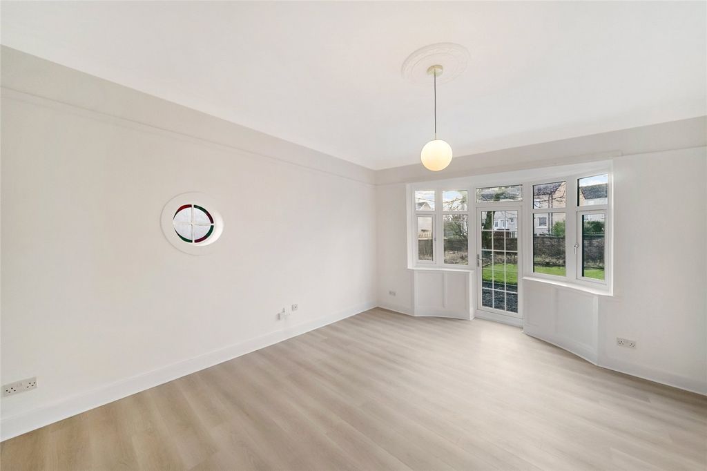 Additional image 10 of 4 bed detached bungalow for saleDuke Street, Denny FK6