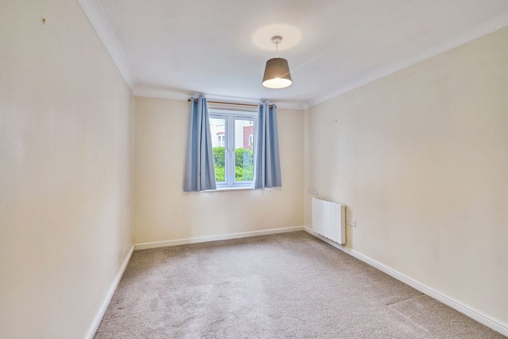 Additional image 4 of 1 bed flat for saleFarthings Court, Bridgnorth WV16