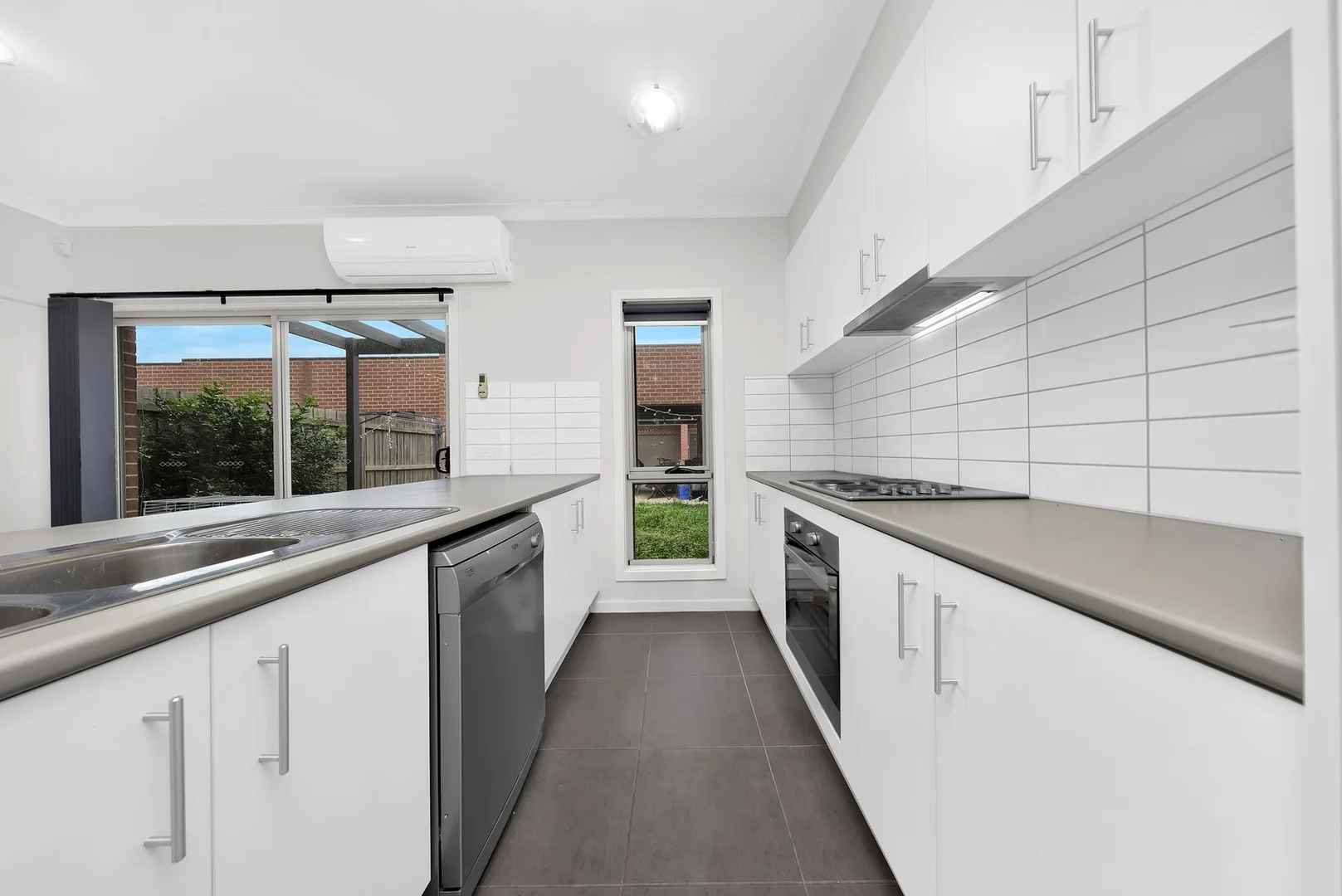 Additional image 2 of 6/64 Escapade Boulevard, Craigieburn VIC 3064