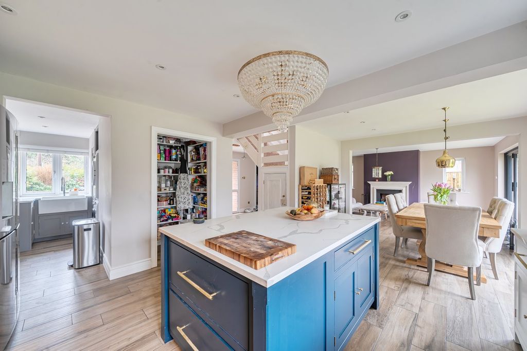 Additional image 4 of 3 bed chalet for saleLyndhurst Road, Brockenhurst SO42