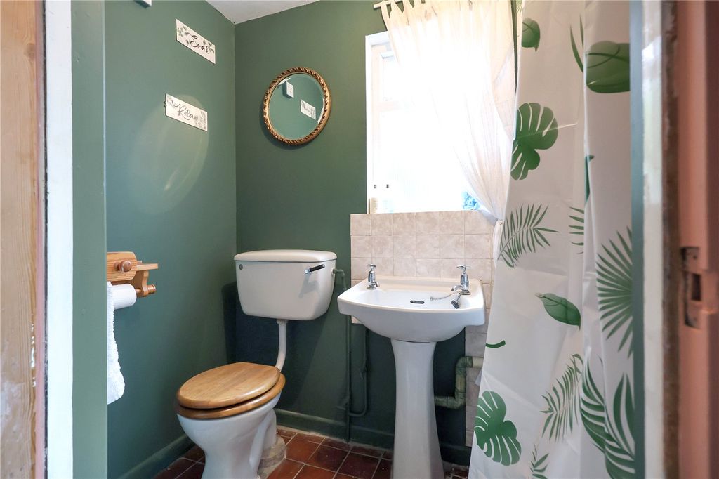 Additional image 10 of 3 bed semi-detached house for saleNorth Street, Braunton, Devon EX33