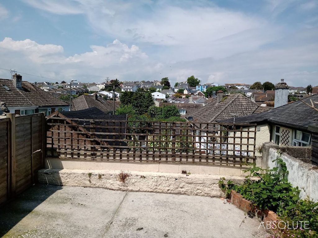 Additional image 4 of 4 bed flat for saleDrew Street, Brixham TQ5
