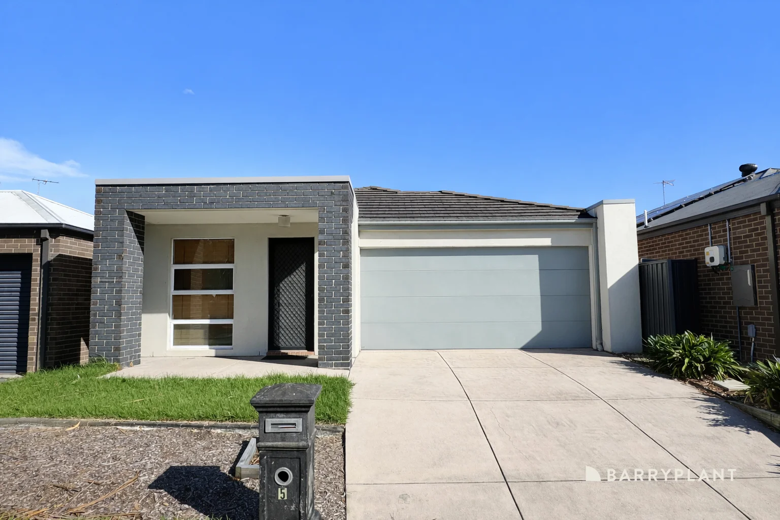 5 Valencia Lane, Pakenham VIC 3810
