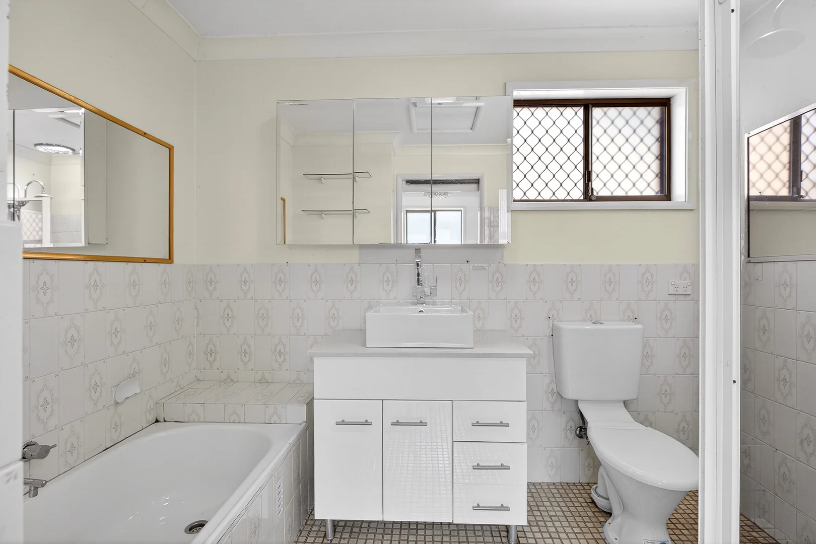 Additional image 12 of 6/7 Shrike Place, Ingleburn NSW 2565