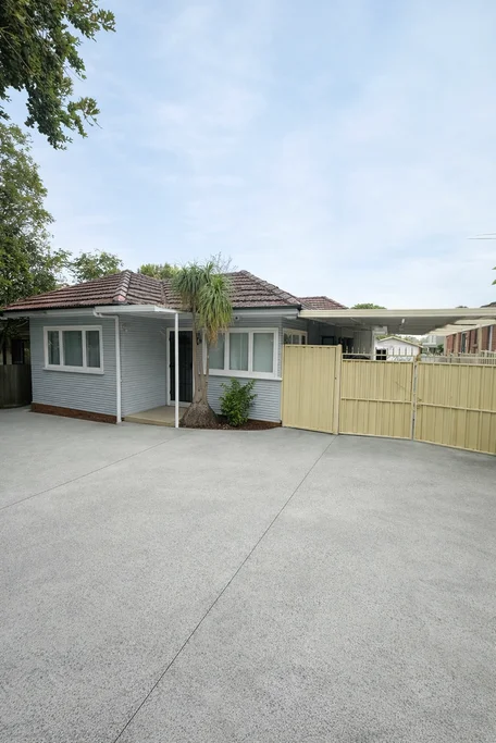 96 Auburn Road, Birrong NSW 2143