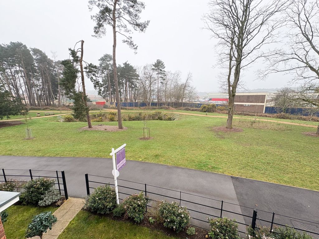 Additional image 33 of 4 bed link detached house for saleMulberry Walk, Bordon GU35
