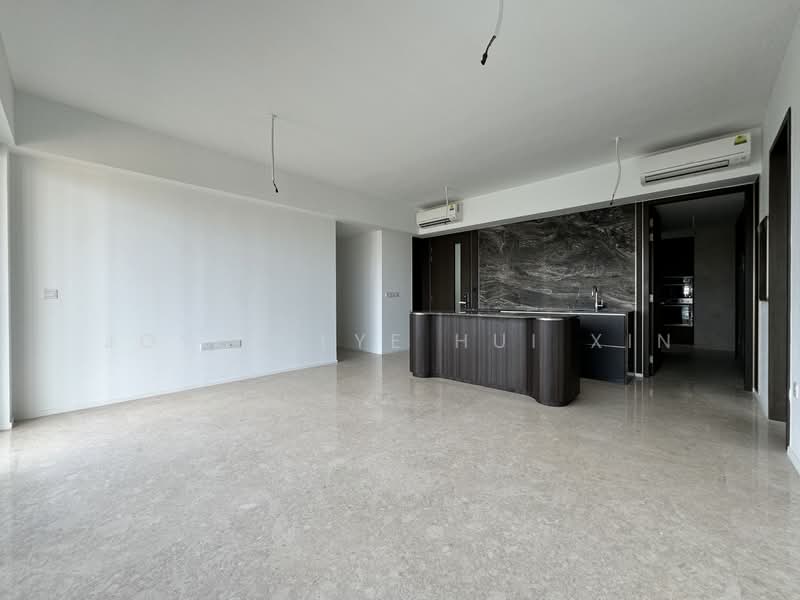 8 Clementi Avenue 1 photo 2