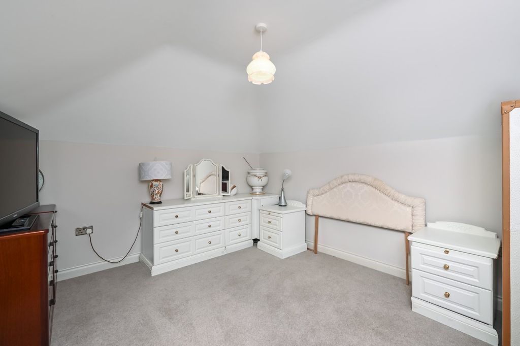 Additional image 12 of 4 bed detached house for saleThe Horseshoe, Tadcaster Road, York YO24
