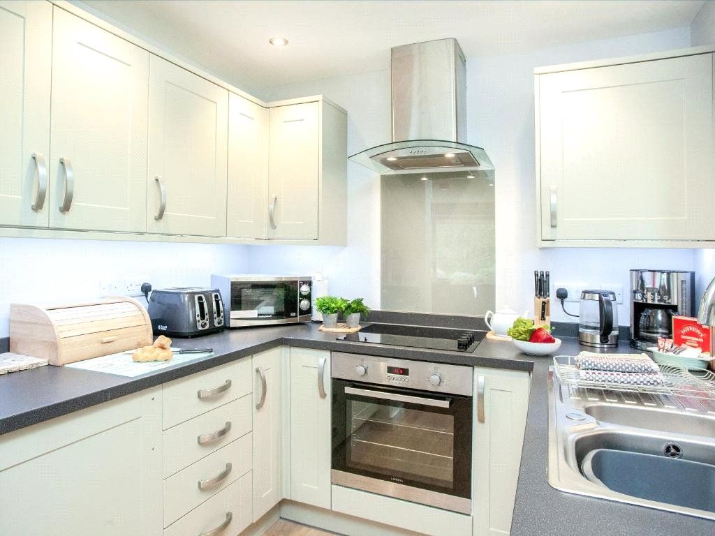 Additional image 8 of 2 bed flat for saleFishcombe Road, Brixham, Devon TQ5