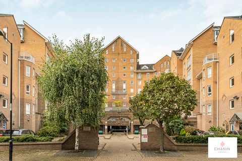 Cyclops Mews, Docklands E14