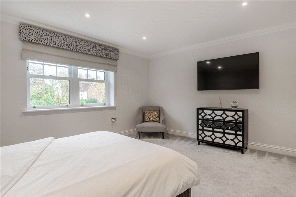 Additional image 27 of 6 bed detached house for salePlaistow Lane, Bromley BR1