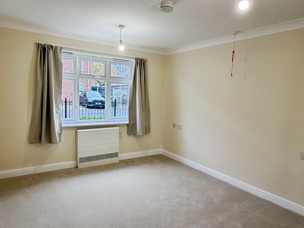 Additional image 7 of 2 bed flat for saleManning Road, Bourne PE10