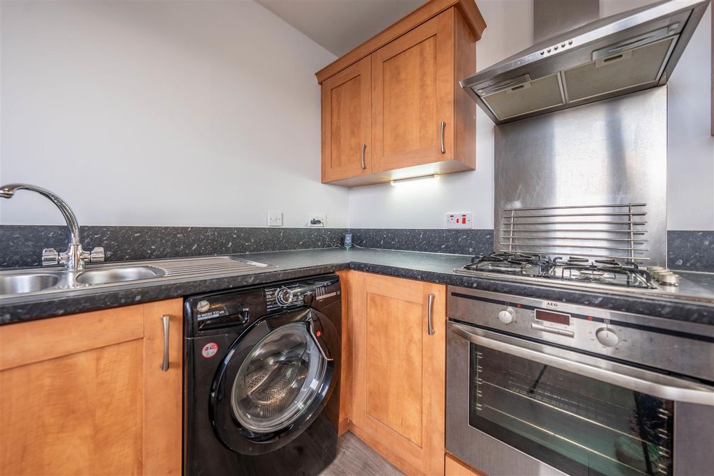 Additional image 3 of 2 bed flat for saleMonart Road, Perth PH1