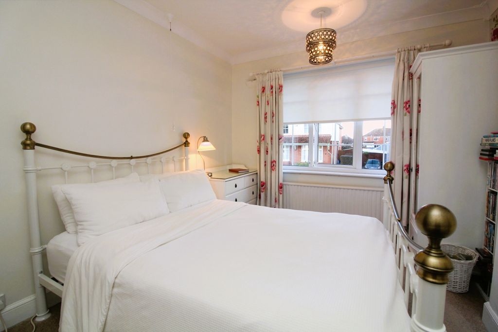 Additional image 25 of 4 bed semi-detached house for sale21 Hamp Green Rise, Bridgwater TA6