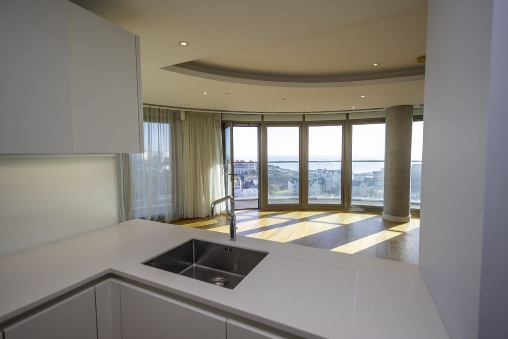 Additional image 4 of 2 bed flat for saleTerrace Road, Bournemouth BH2