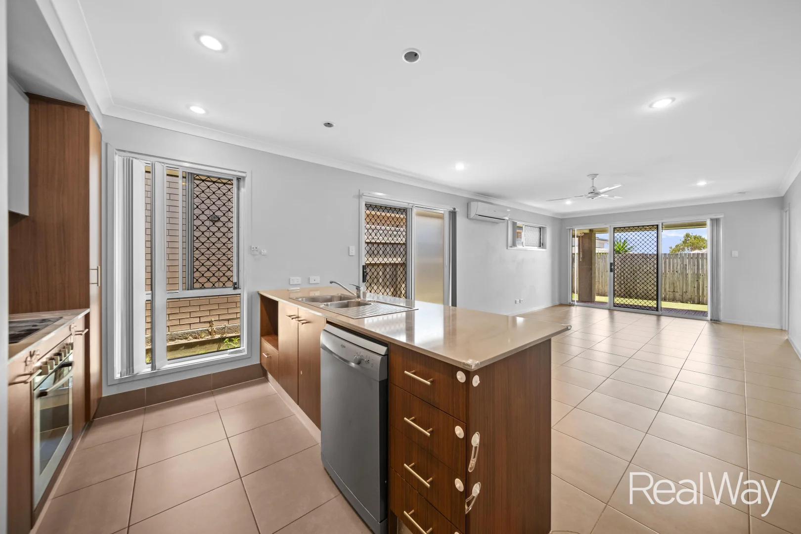 Additional image 8 of 19 Bala Court, Springfield Lakes QLD 4300