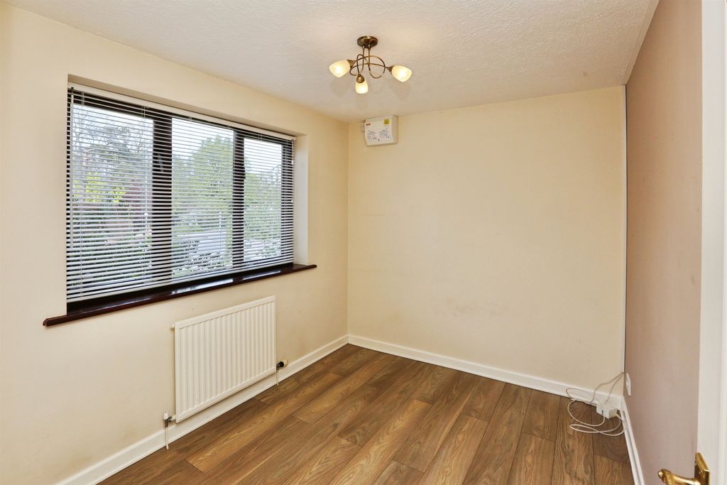 Additional image 15 of 3 bed detached bungalow for saleWildern Lane, Hedge End, Southampton SO30