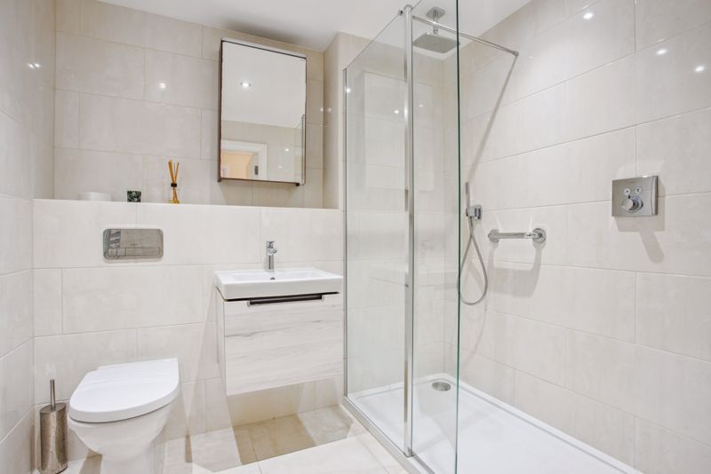 Additional image 8 of 1 bed property for saleWharf Lane, Bourne End SL8