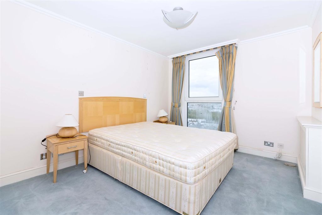 Additional image 13 of 2 bed flat for saleRussell Square, Brighton BN1