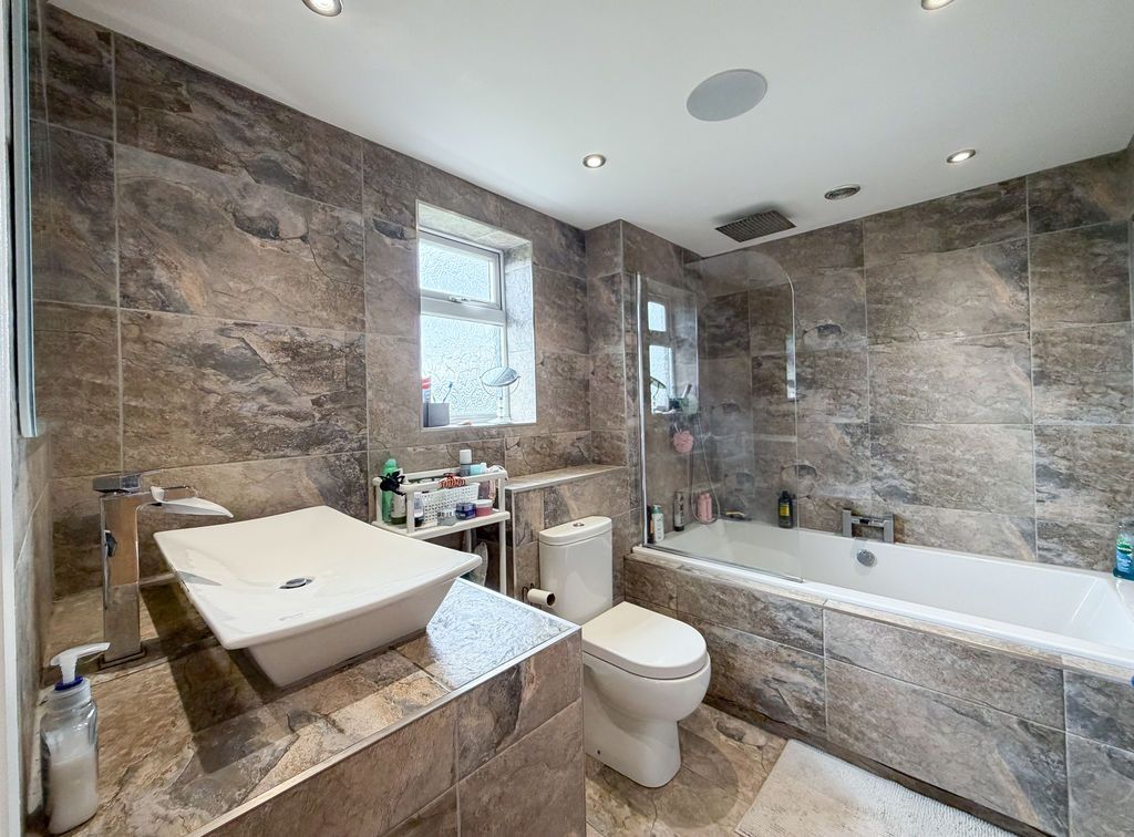 Additional image 13 of 3 bed semi-detached house for saleColdstream Drive, Winlaton NE21