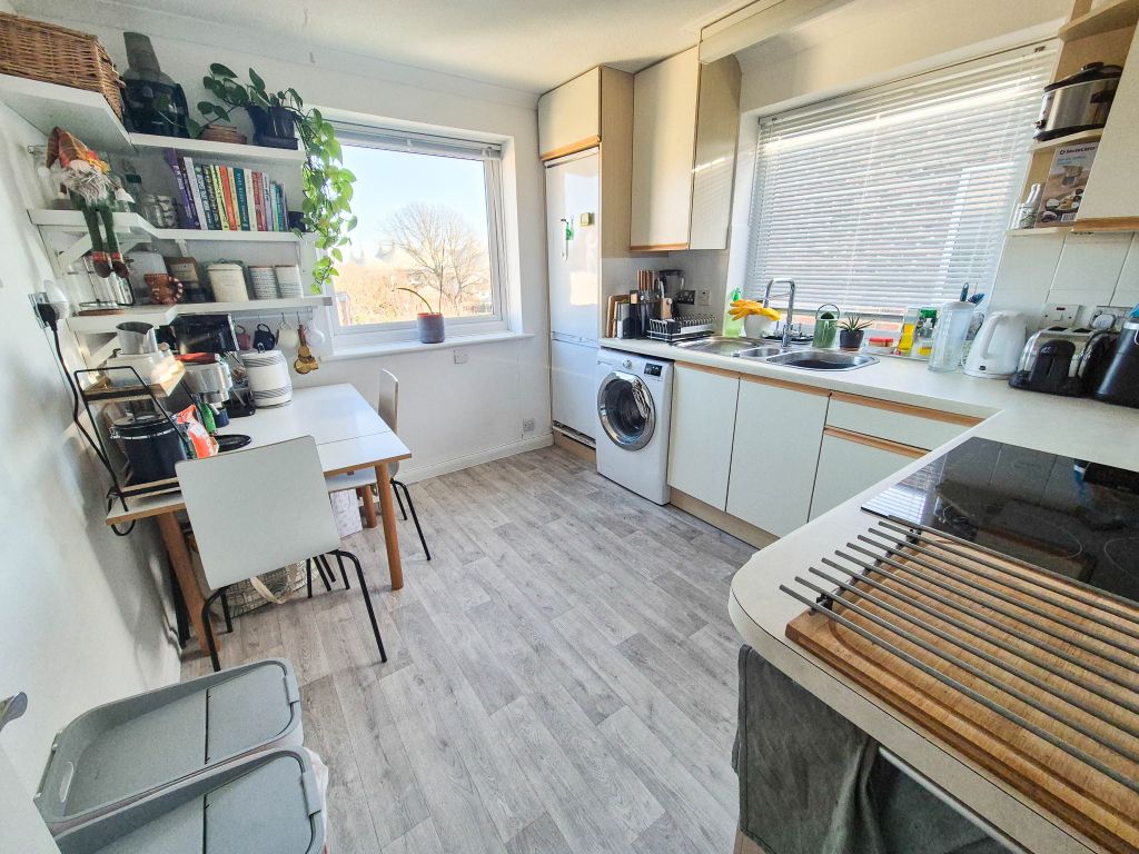 Additional image 5 of 2 bed flat for saleRegis Court, Bognor Regis PO21
