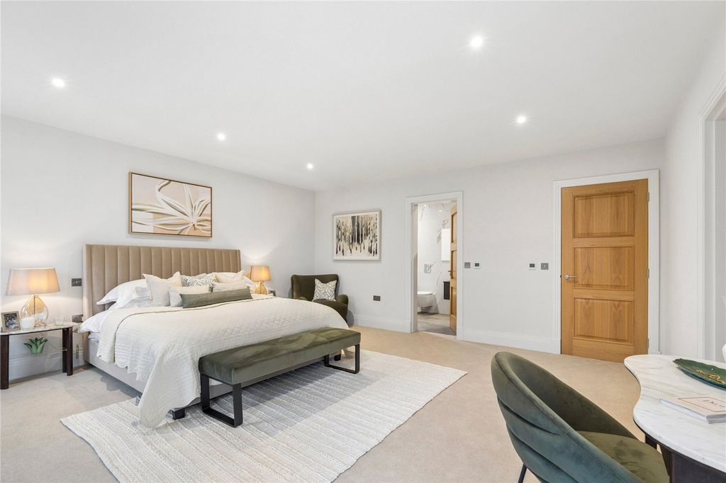 Additional image 10 of 6 bed detached house for saleThe Old Nursery, Hedsor Road, Bourne End, Buckinghamshire SL8