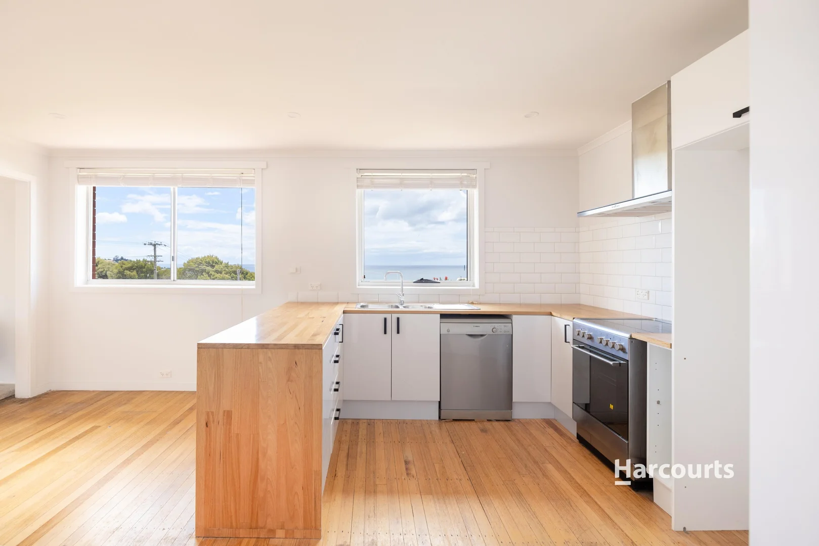 6 Mortimer Road, Penguin TAS 7316 photo 3