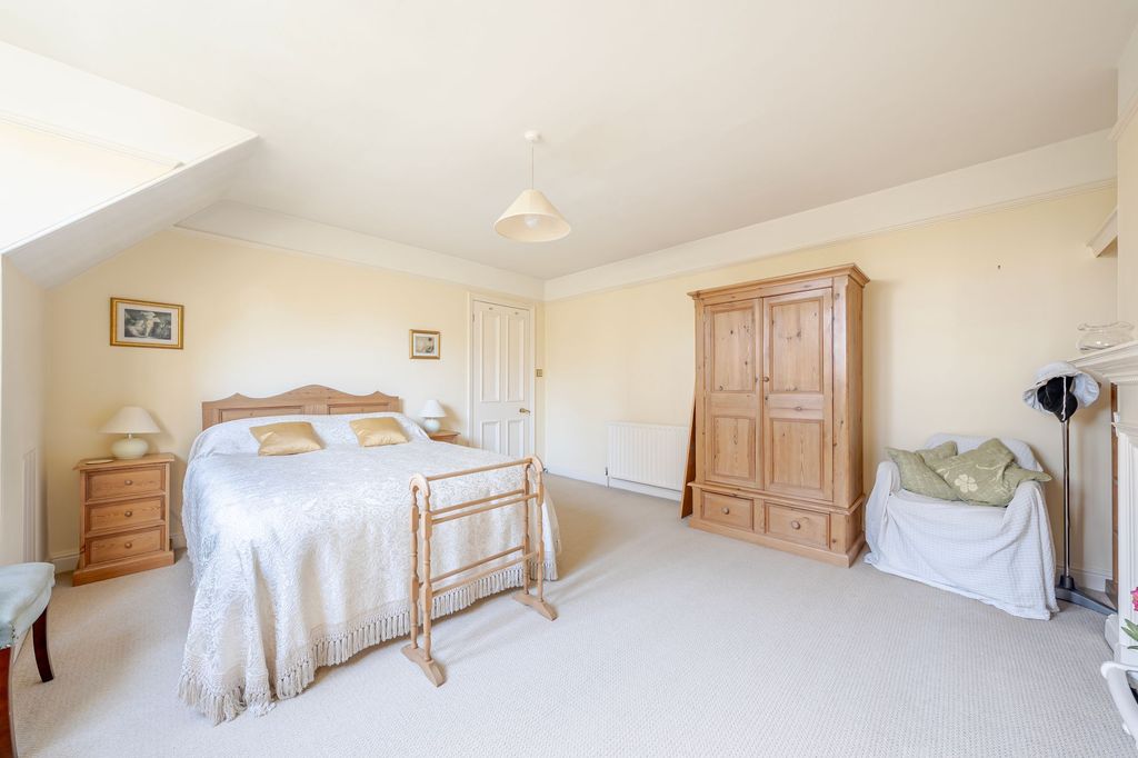 Additional image 14 of 3 bed flat for salePark Avenue, Harrogate HG2