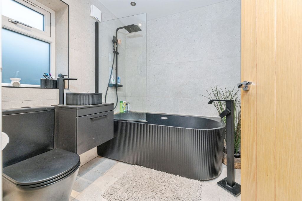 Additional image 13 of 5 bed detached house for saleClough Lane, Brighouse HD6