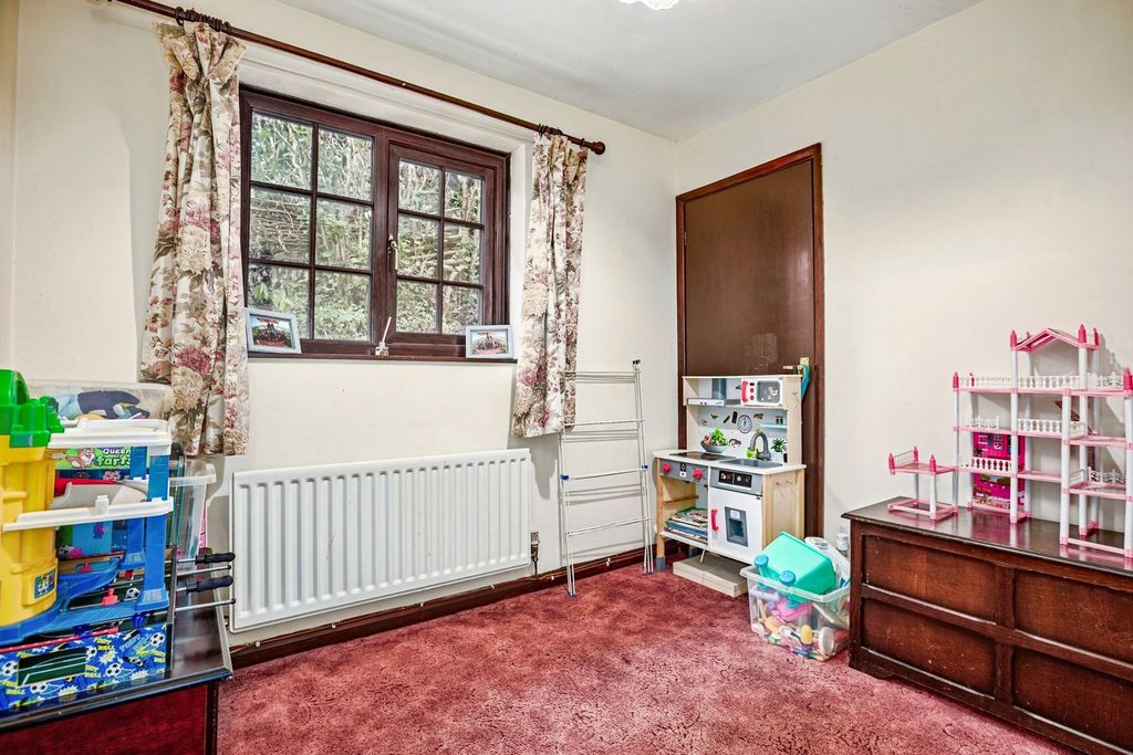 Additional image 9 of 5 bed detached bungalow for saleLlandyssil, Montgomery SY15