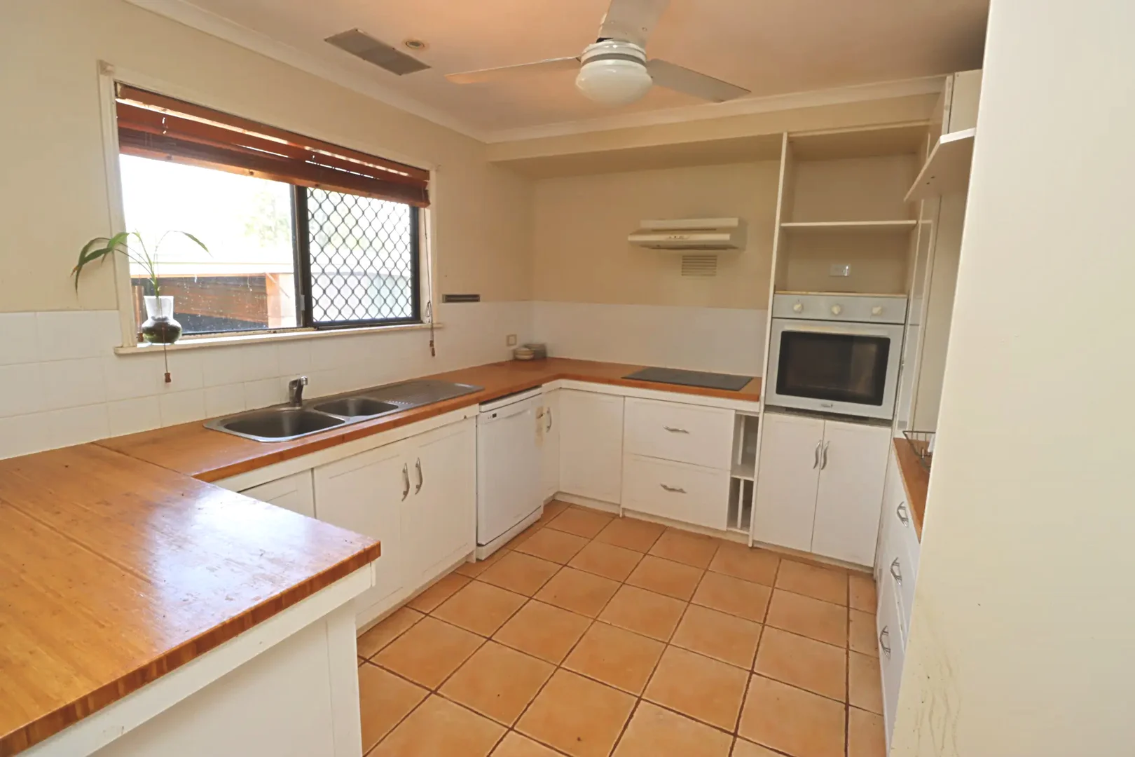 Additional image 11 of 49 South Isis Road, South Isis QLD 4660