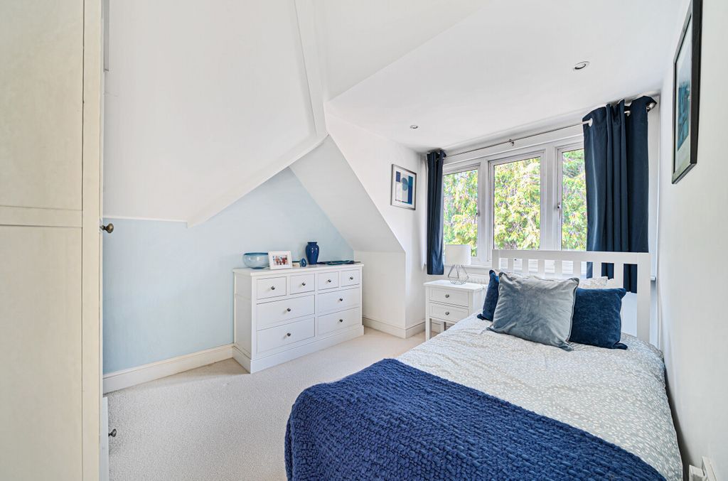Additional image 26 of 5 bed detached house for saleBarnet Wood Road, Hayes, Bromley, Kent BR2