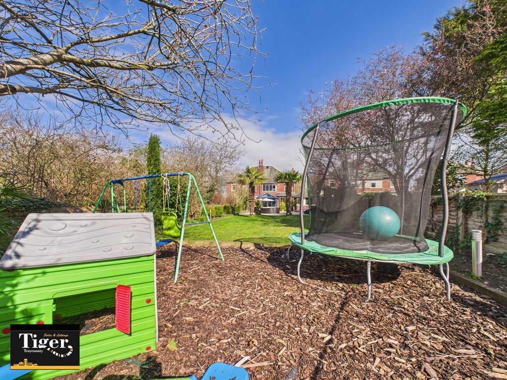 Additional image 42 of 4 bed semi-detached house for saleWest Park Drive, Blackpool FY3
