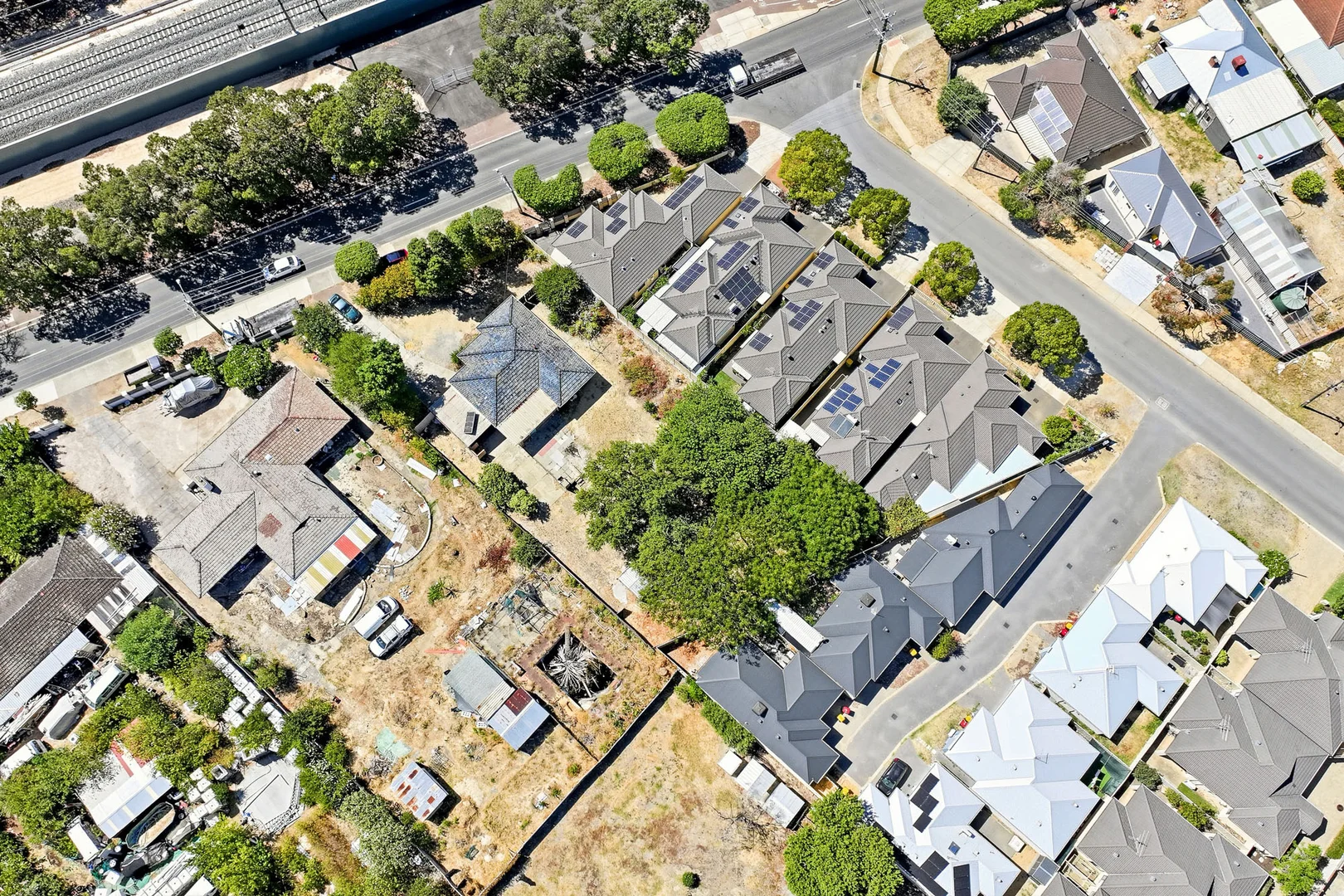 Additional image 27 of 347 Railway Avenue, Armadale WA 6112