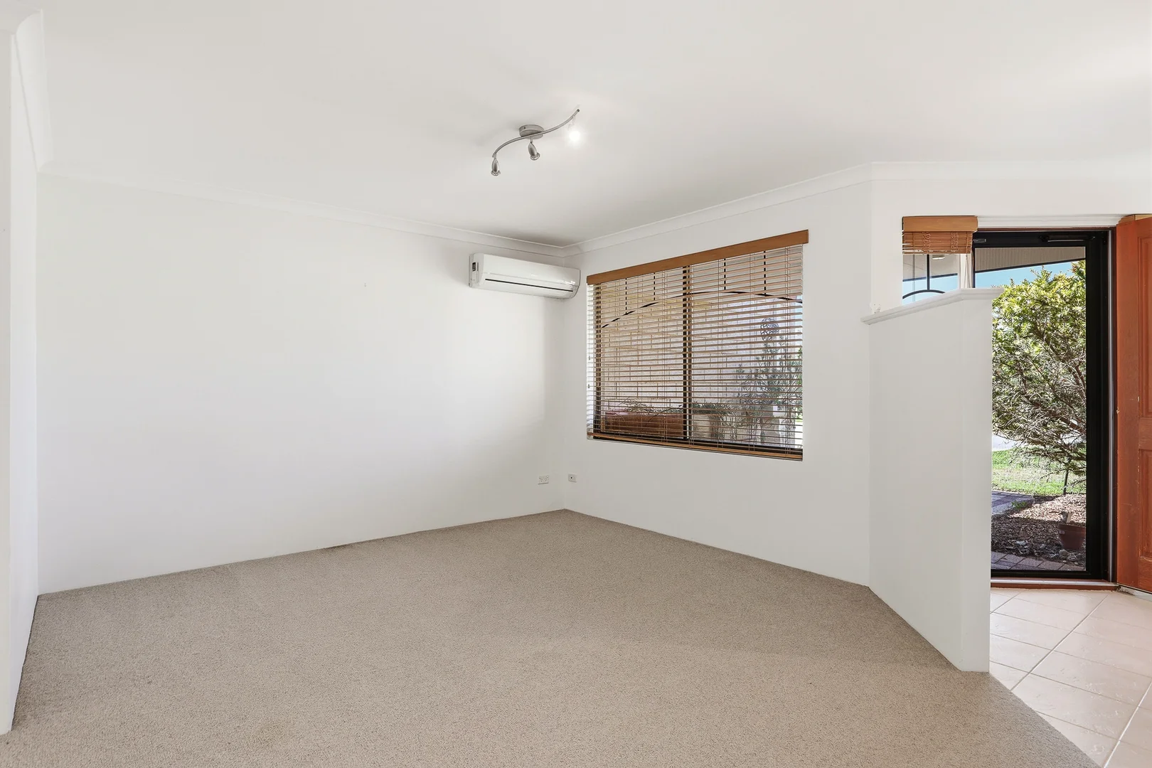 Additional image 15 of 6 Tamarama Street, Secret Harbour WA 6173