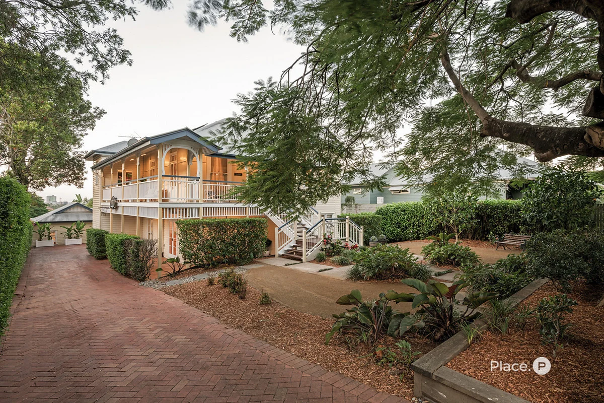 98 Cracknell Road, Annerley QLD 4103 photo 2