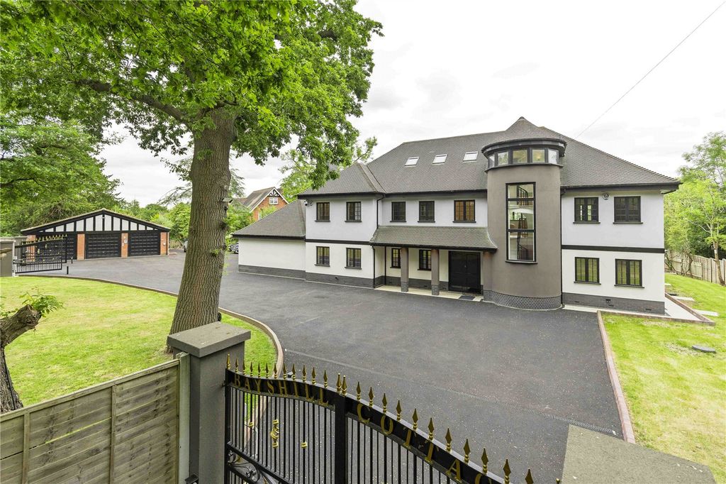 8 bed detached house for saleBarnet Lane, Elstree WD6