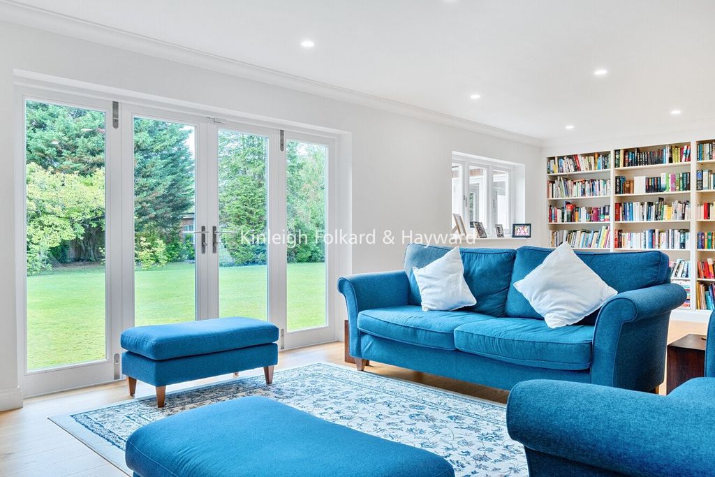 Additional image 8 of 5 bed detached house for saleHawthorne Road, Bromley, Kent BR1