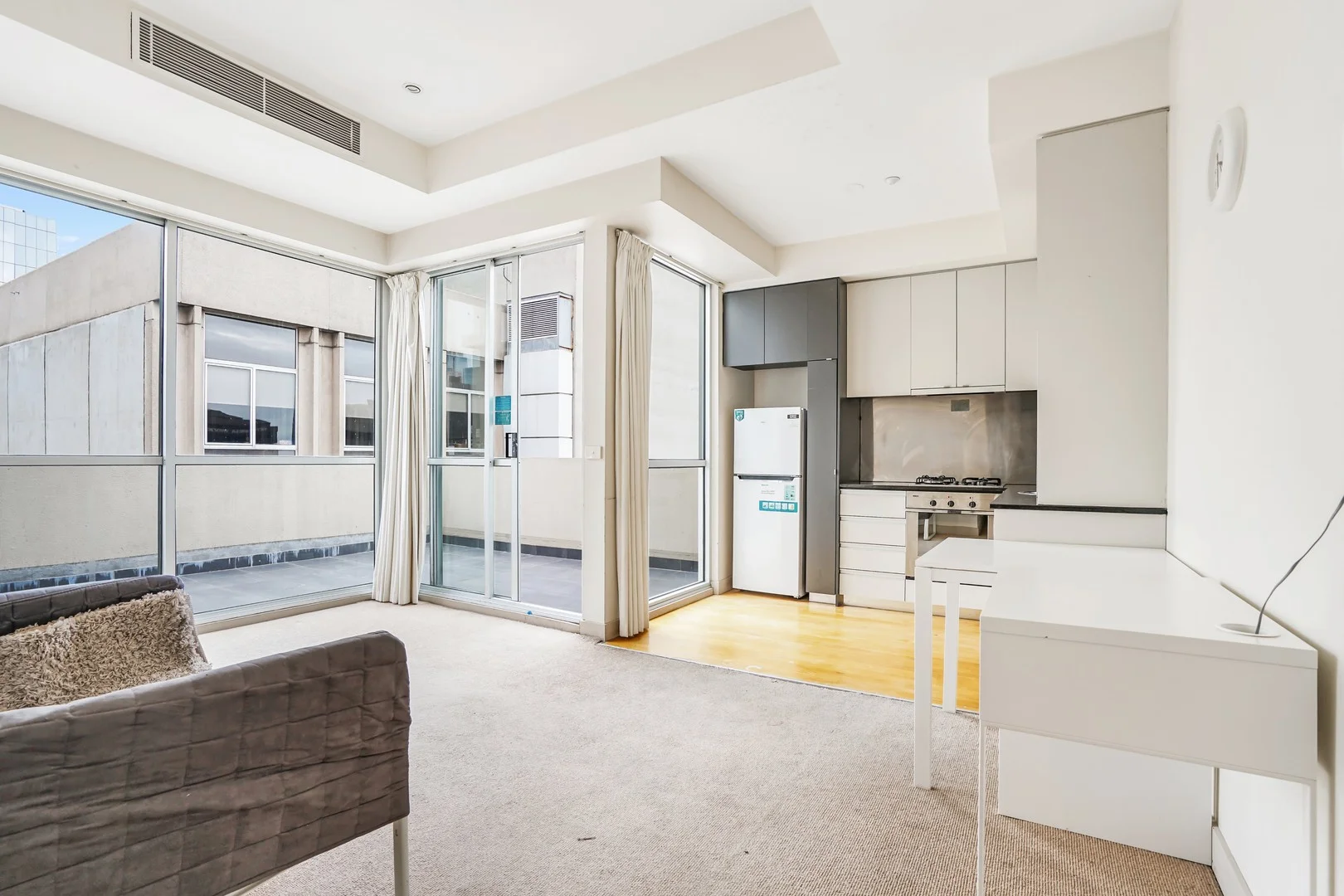 1212/233-239 Collins Street, Melbourne VIC 3000