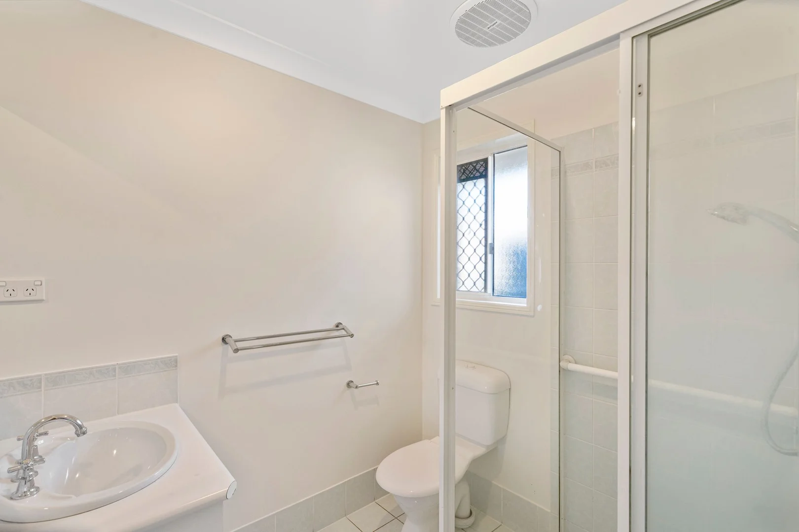 Additional image 5 of 44 Ibis Circuit, Forest Lake QLD 4078