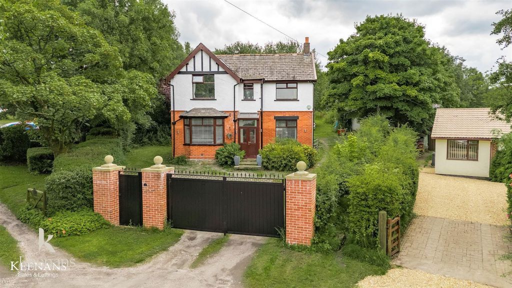 Additional image 38 of 5 bed detached house for saleGarsden Avenue, Blackburn BB1