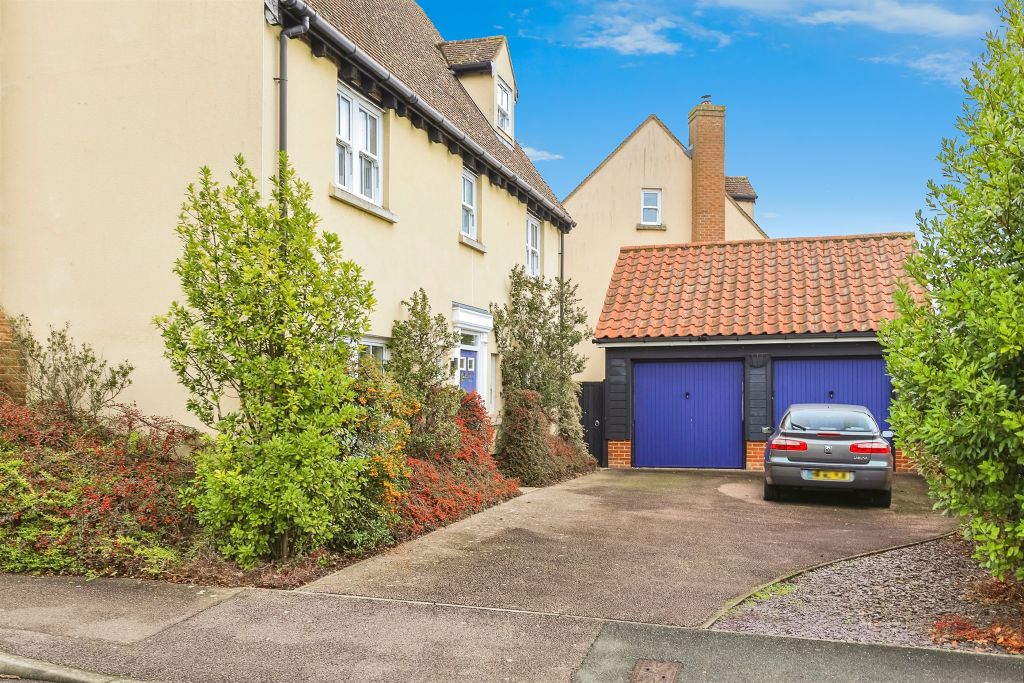 Additional image 19 of 6 bed detached house for saleApley Way, Lower Cambourne, Cambridge CB23